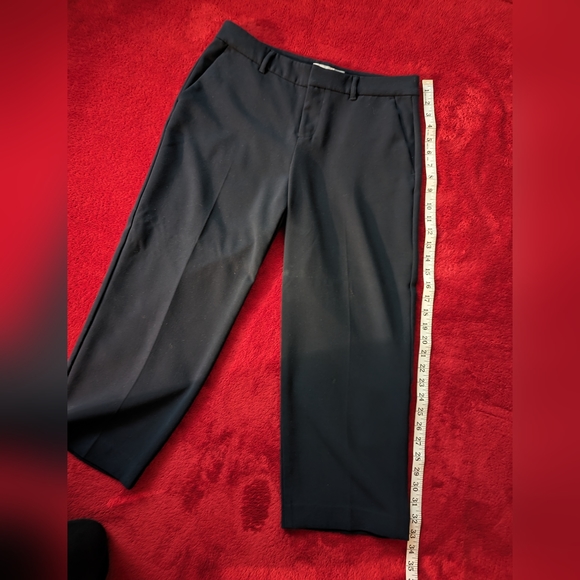 Old Navy Cropped Pants in Navy, Size Small - Picture 5 of 8